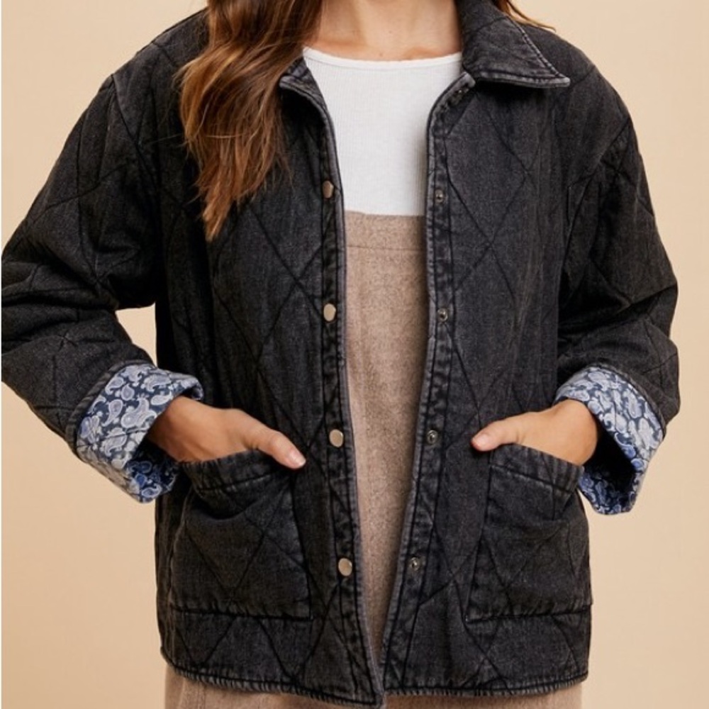 Annie Wear Quilted Printed Lining Snap Down Denim Jacket Black - Picture 2 of 5